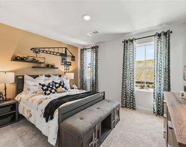 7436 Quinn Place - Photo Thumbnail 16