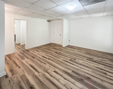 2945 Georgian Manor Drive - Photo Thumbnail 26
