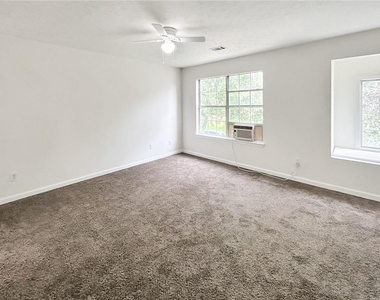 2945 Georgian Manor Drive - Photo Thumbnail 19