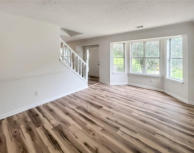 2945 Georgian Manor Drive - Photo Thumbnail 4