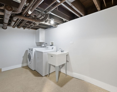 825 N Winchester Avenue - Photo Thumbnail 14