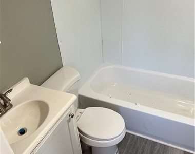 336 Georgianna Street - Photo Thumbnail 4