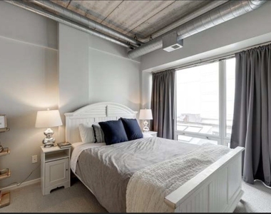 1430 S Michigan Avenue - Photo Thumbnail 5