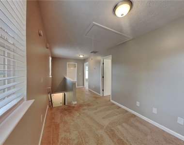 76 Arrowhead Drive - Photo Thumbnail 15