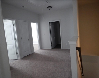 720 Country Ridge Drive - Photo Thumbnail 10