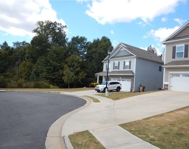 720 Country Ridge Drive - Photo Thumbnail 23