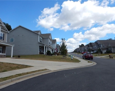 720 Country Ridge Drive - Photo Thumbnail 24
