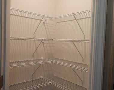 720 Country Ridge Drive - Photo Thumbnail 14