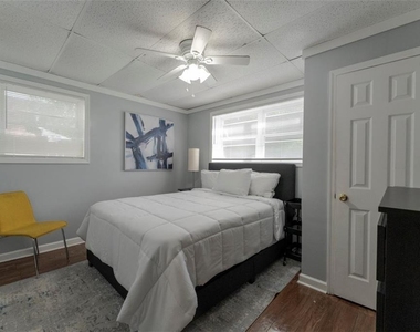 2560 Piney Wood Lane - Photo Thumbnail 13