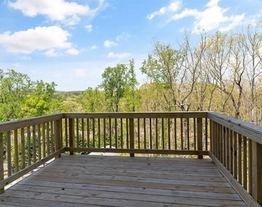 1905 Manor Pointe Drive - Photo Thumbnail 24