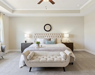 1905 Manor Pointe Drive - Photo Thumbnail 15
