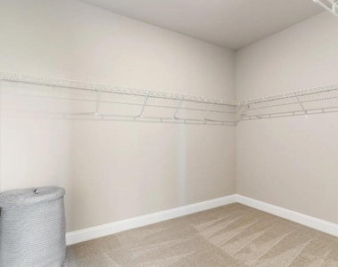 1905 Manor Pointe Drive - Photo Thumbnail 23