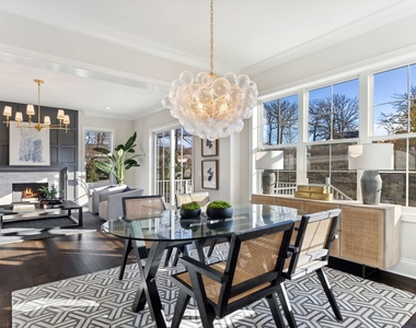 1121 Pin Oak Drive - Photo Thumbnail 6