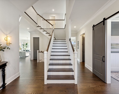 1121 Pin Oak Drive - Photo Thumbnail 1