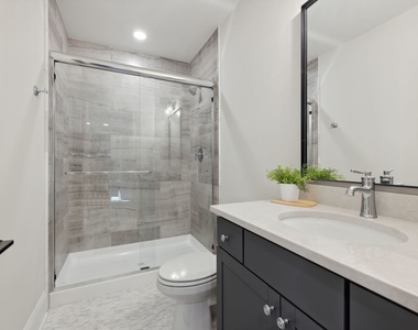 1121 Pin Oak Drive - Photo Thumbnail 24