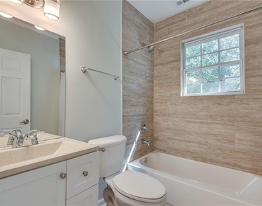 244 Laurel Avenue Sw - Photo Thumbnail 22