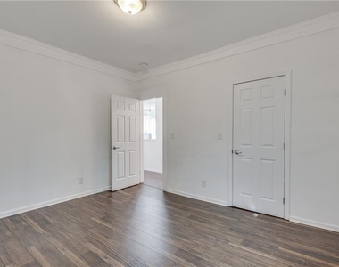 244 Laurel Avenue Sw - Photo Thumbnail 21