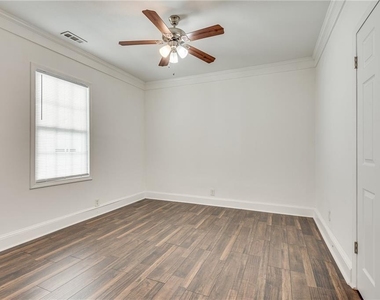 244 Laurel Avenue Sw - Photo Thumbnail 10