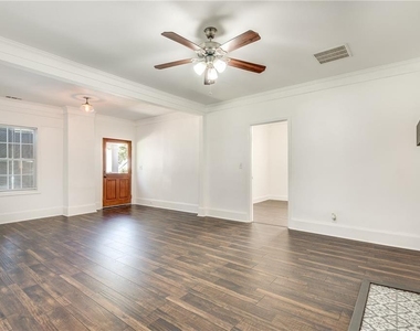 244 Laurel Avenue Sw - Photo Thumbnail 8