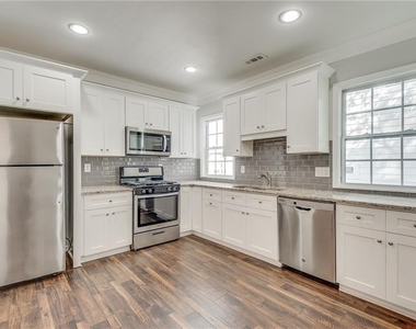 244 Laurel Avenue Sw - Photo Thumbnail 14