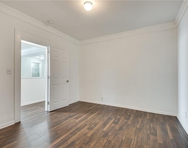 244 Laurel Avenue Sw - Photo Thumbnail 19
