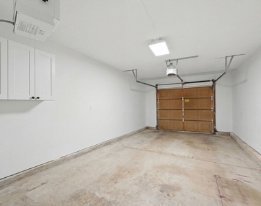 935 Concord Court - Photo Thumbnail 24