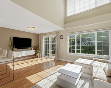 935 Concord Court - Photo Thumbnail 4