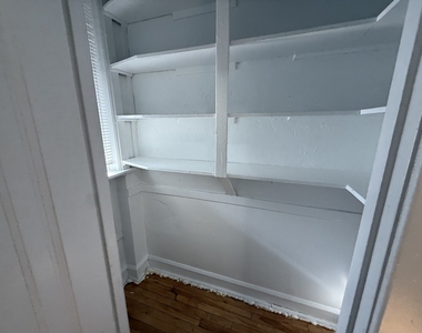2208 S 57th Avenue - Photo Thumbnail 10