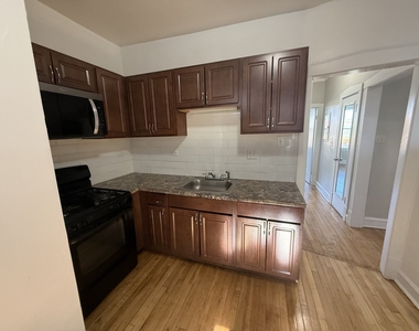 2208 S 57th Avenue - Photo Thumbnail 7