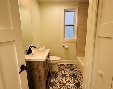 8133 Laramie Avenue - Photo Thumbnail 6