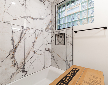 1742 N California Avenue - Photo Thumbnail 5