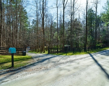 10510 Rico Tatum Road - Photo Thumbnail 39