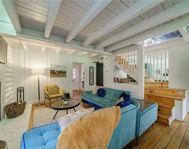 10510 Rico Tatum Road - Photo Thumbnail 11
