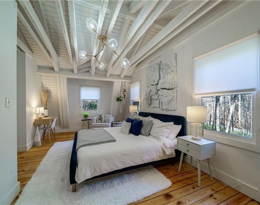 10510 Rico Tatum Road - Photo Thumbnail 32