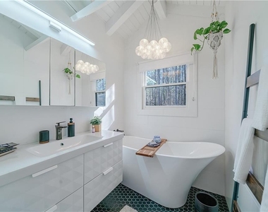 10510 Rico Tatum Road - Photo Thumbnail 29