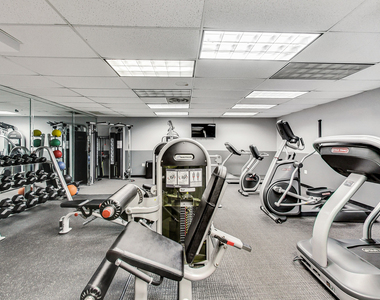6030 N Sheridan Road - Photo Thumbnail 9