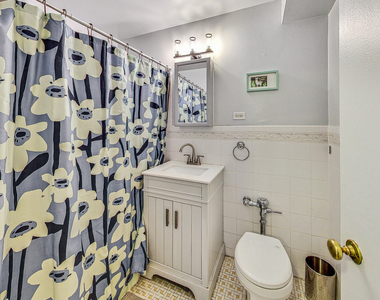 6030 N Sheridan Road - Photo Thumbnail 3