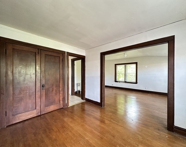 733 Elm Street - Photo Thumbnail 14