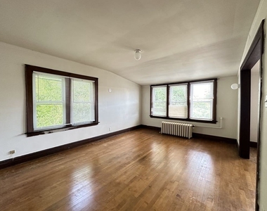 733 Elm Street - Photo Thumbnail 6