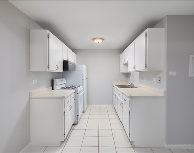 5740 East Avenue - Photo Thumbnail 7