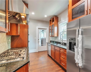 1745 Sylvan Road Sw - Photo Thumbnail 26