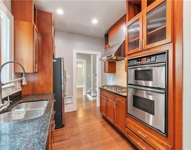 1745 Sylvan Road Sw - Photo Thumbnail 23