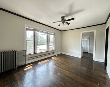 312 Lee Street - Photo Thumbnail 8