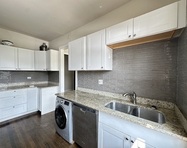 312 Lee Street - Photo Thumbnail 4