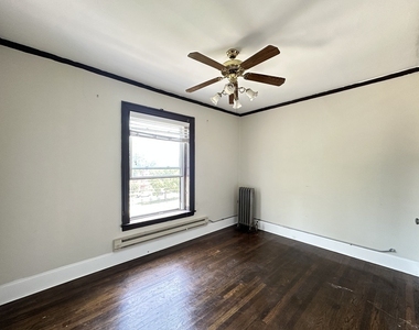312 Lee Street - Photo Thumbnail 16