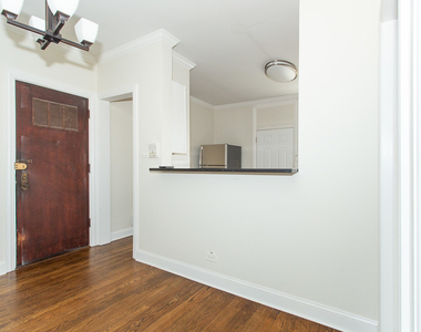 314 Lee Street - Photo Thumbnail 7