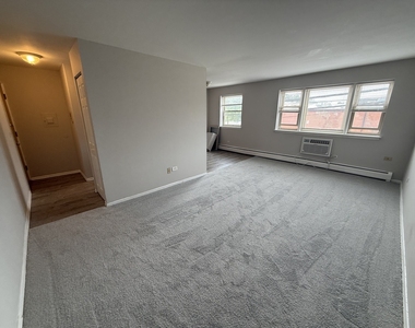 3001 Thatcher Avenue - Photo Thumbnail 3