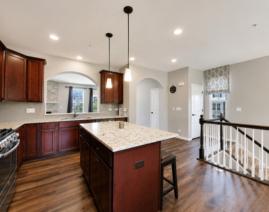 342 Western Avenue - Photo Thumbnail 4