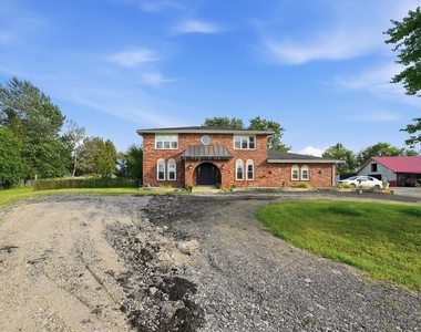 25821 S Willow Creek Lane - Photo Thumbnail 2