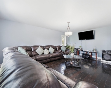 25821 S Willow Creek Lane - Photo Thumbnail 8